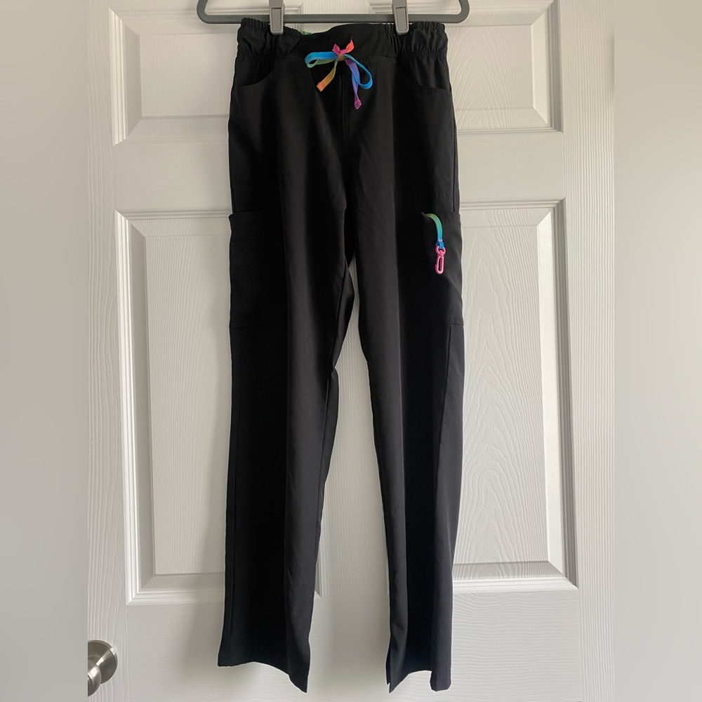 Black Heart and Soul Scrub Pants in Small.
